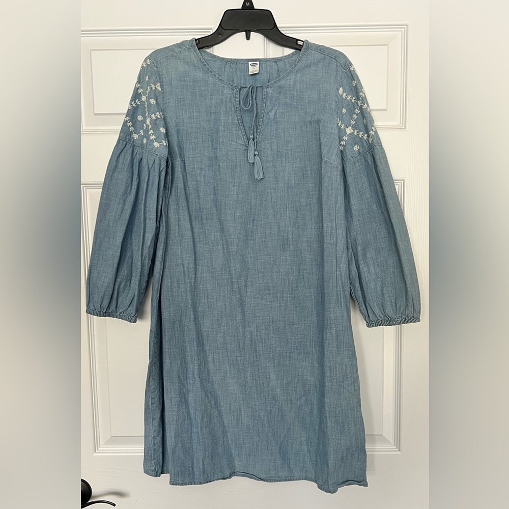 Old Navy light denim long-sleeve midi dress.